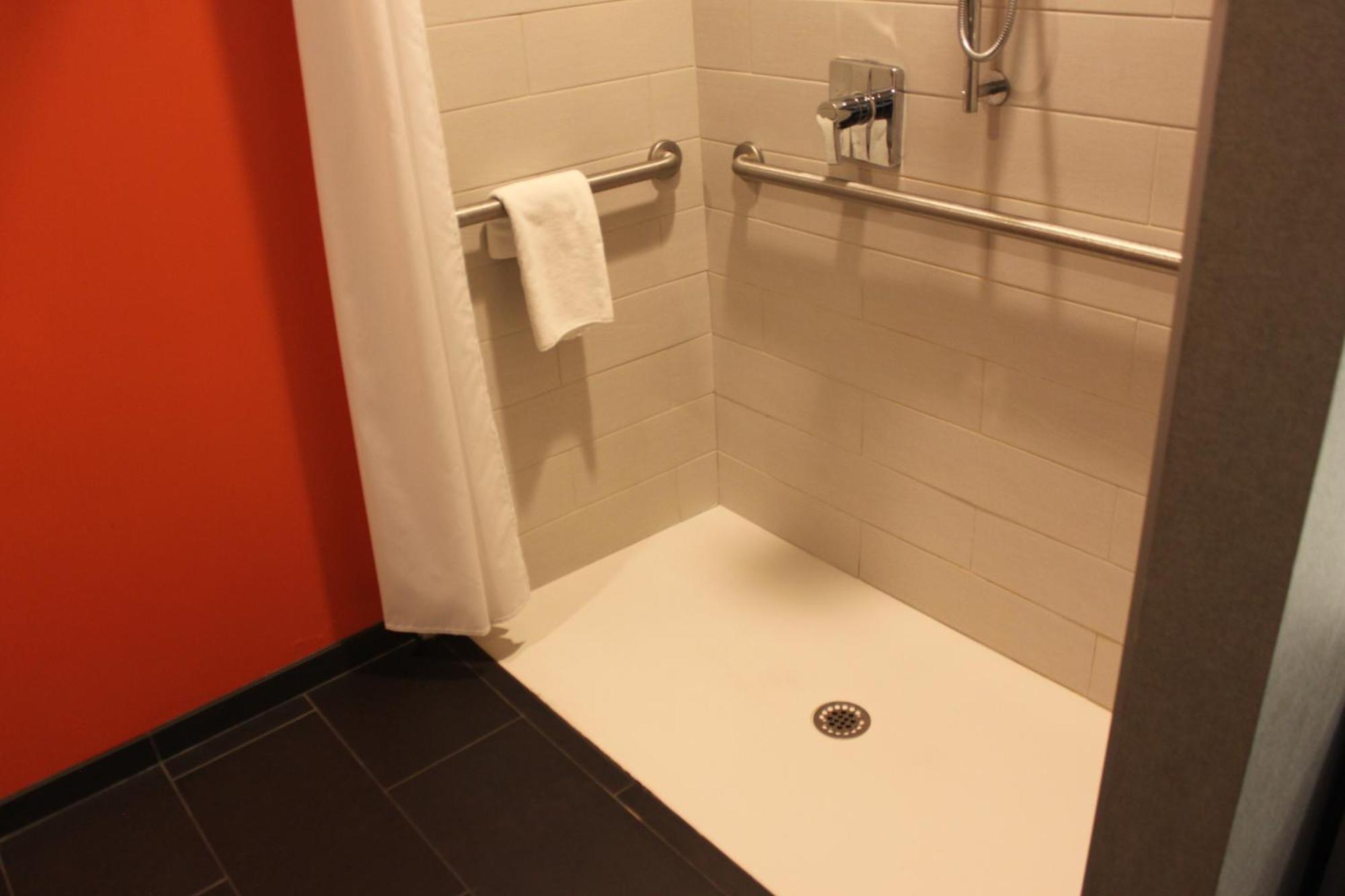 Aloft Syracuse Inner Harbor Ngoại thất bức ảnh